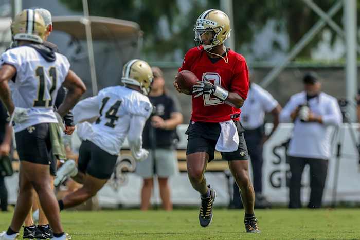 Jameis Winston took starting reps on Saturday